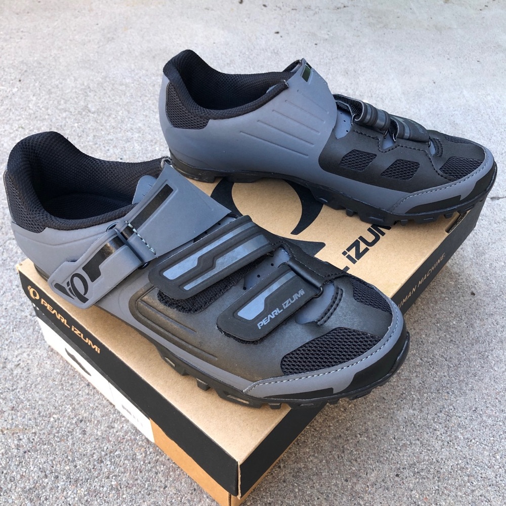 Pearl Izumi all-road v4 women’s road bike shoes NIB